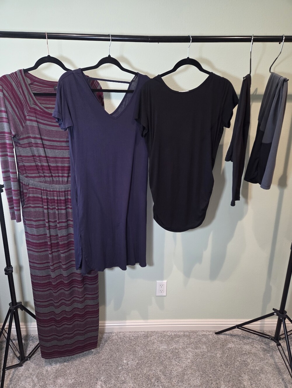 Women's Mixed Maternity Bundle Size M Dress Top Pants Everyday Basics Lot